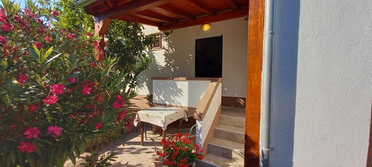 Eco Secluded Apartments Zabodarski Čunski Exterior foto