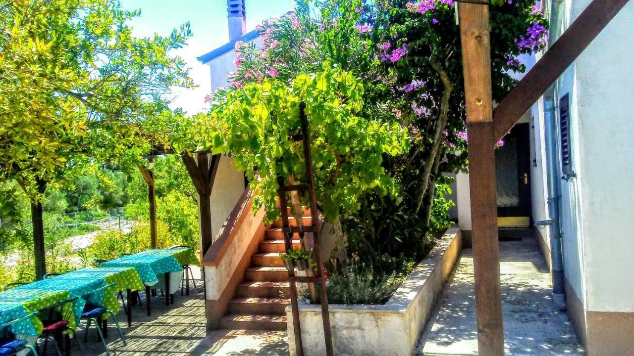 Eco Secluded Apartments Zabodarski Čunski Exterior foto